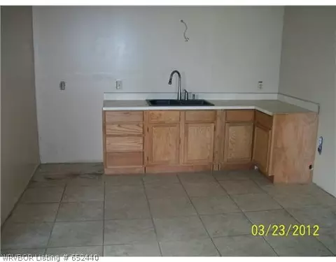 2410 Barbara Ln, Lavaca, AR 72941 photo 5