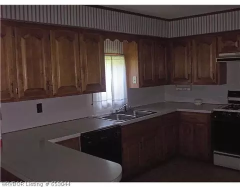207 E 7th St, Mulberry, AR 72947 photo 2