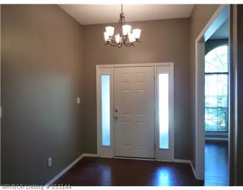 9809 Hanover Cir, Fort Smith, AR 72908 photo 2