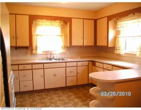 3201 Neis St, Fort Smith, AR 72904 photo 2