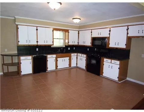 1417 N 58th Ter, Fort Smith, AR 72903 photo 3