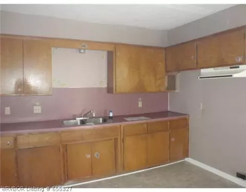 1217 N 9th St, Fort Smith, AR 72901 photo 3