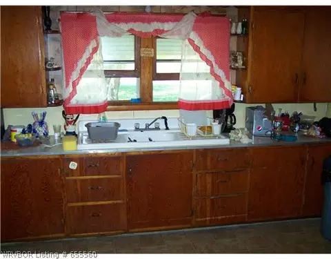 21 Wahl St, Paris, AR 72855 photo 3