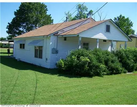 21 Wahl St, Paris, AR 72855 photo 1