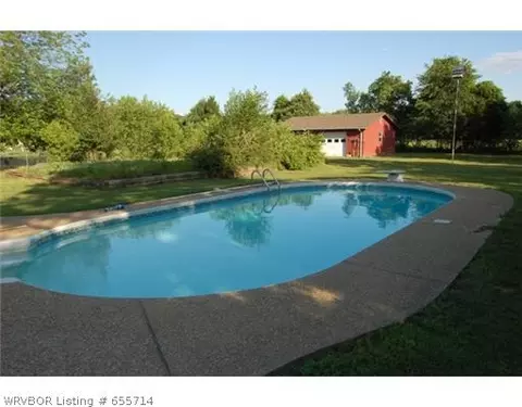 939 E Cherry St, Alma, AR 72921 photo 3