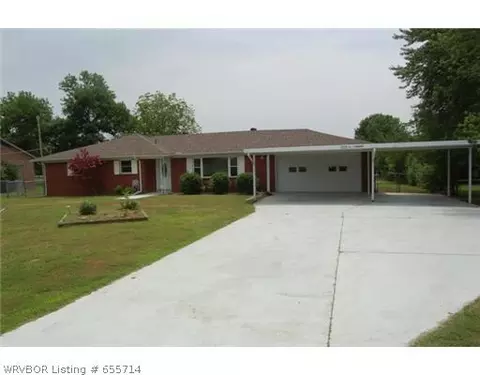 939 E Cherry St, Alma, AR 72921 photo 1