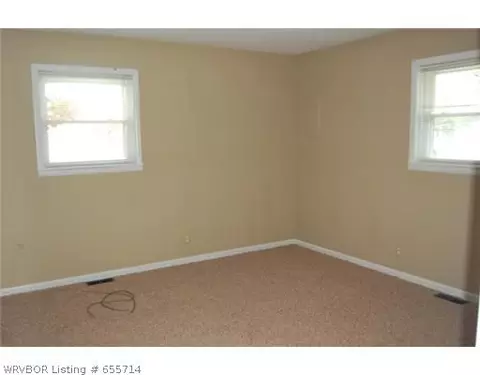 939 E Cherry St, Alma, AR 72921 photo 6