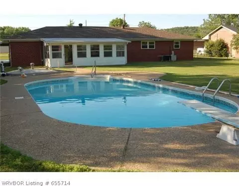 939 E Cherry St, Alma, AR 72921 photo 2
