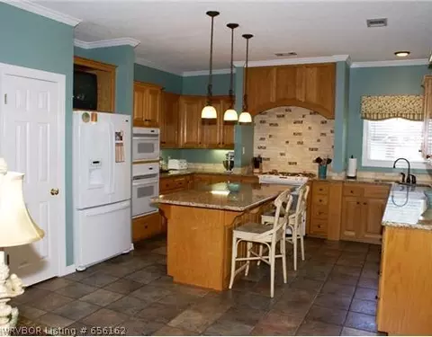 1701 Crestview Ln, Fort Smith, AR 72903 photo 4