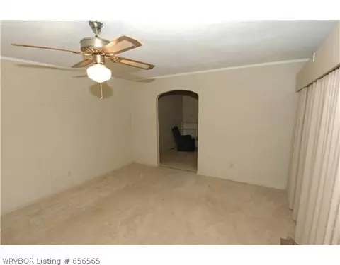 2420 S P St, Fort Smith, AR 72901 photo 8