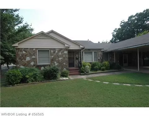 2420 S P St, Fort Smith, AR 72901 photo 2
