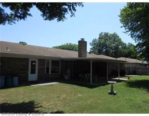 8213 Mark Ln, Fort Smith, AR 72903 photo 2