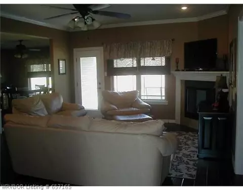 6209 Hickory Ln, Fort Smith, AR 72916 photo 5