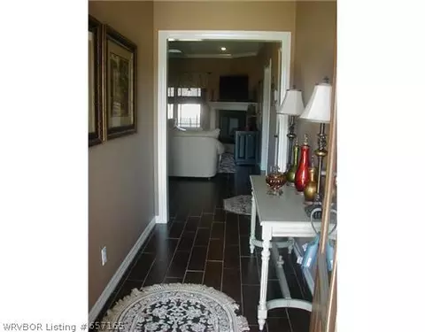 6209 Hickory Ln, Fort Smith, AR 72916 photo 2