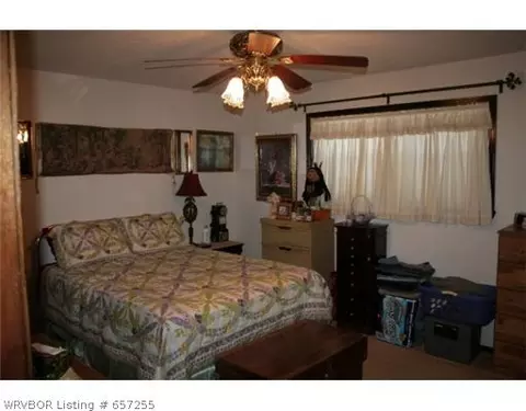 908 3rd Ter, Barling, AR 72923 photo 10