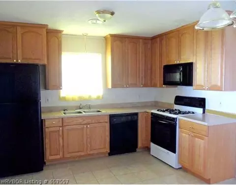 1709 S V St, Fort Smith, AR 72901 photo 3