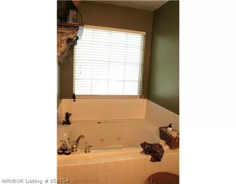 9809 Fenwick Ct, Fort Smith, AR 72908 photo 13