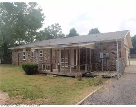 207 Ohio Ln, Lavaca, AR 72941 photo 9