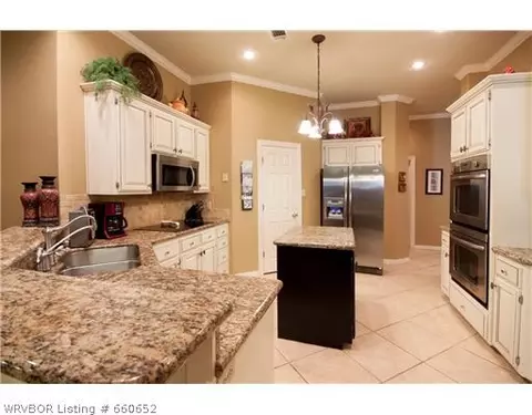 3712 Sandy Pt, Fort Smith, AR 72903 photo 2