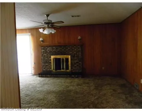 1311 Meadow Ln, Fort Smith, AR 72908 photo 4