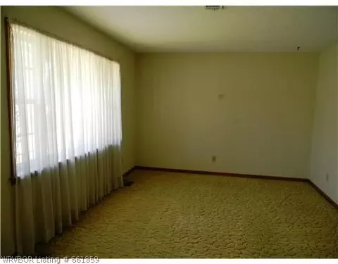 1311 Meadow Ln, Fort Smith, AR 72908 photo 3