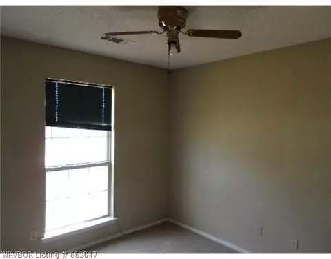 1016 Ruby Dr, Van Buren, AR 72956 photo 7