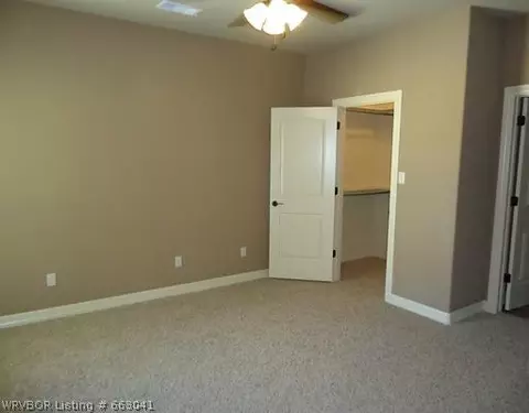 13009 Diamond Ln, Fort Smith, AR 72916 photo 11