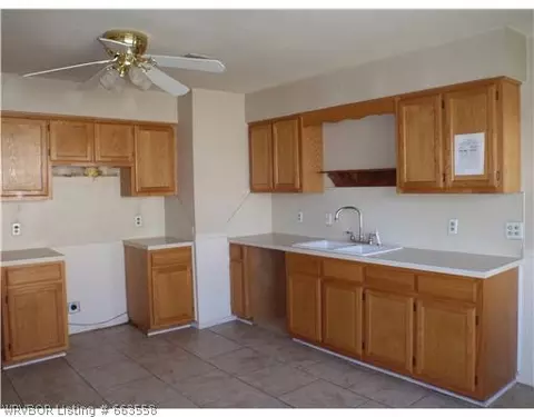 1504 Heather Ct, Barling, AR 72923 photo 3
