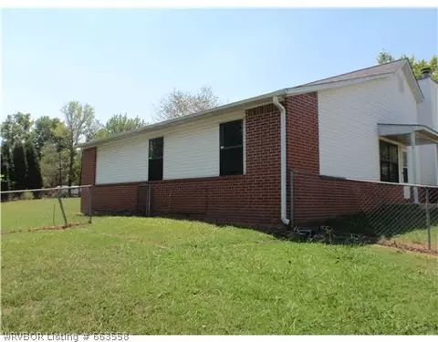 1504 Heather Ct, Barling, AR 72923 photo 10