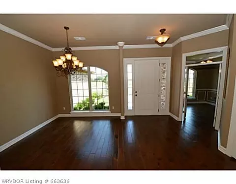 301 Crescent Dr, Fort Smith, AR 72916 photo 6