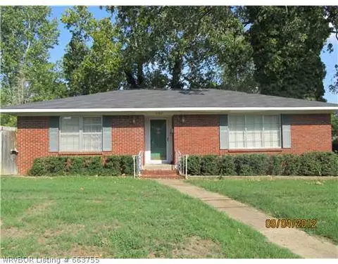 503 Elm St, Paris, AR 72855 photo 1