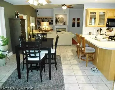 901 Jessie Dr, Lavaca, AR 72941 photo 4