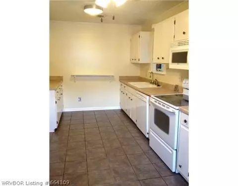 8820 S Gary St, Fort Smith, AR 72903 photo 3
