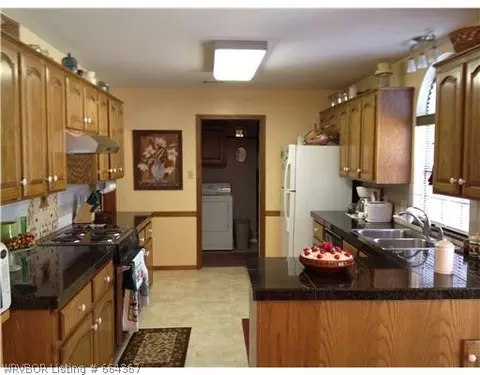 804 Tiffany Dr, Lavaca, AR 72941 photo 3