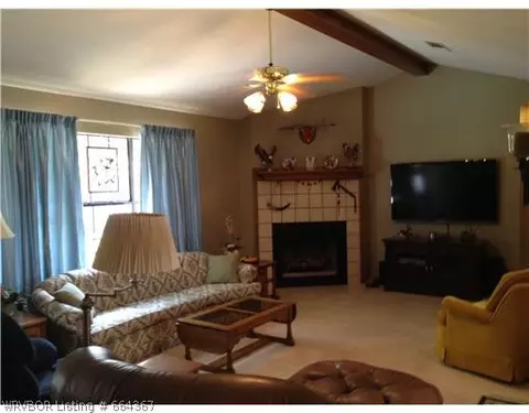 804 Tiffany Dr, Lavaca, AR 72941 photo 5