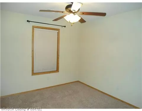 820 S 15th St, Lavaca, AR 72941 photo 6