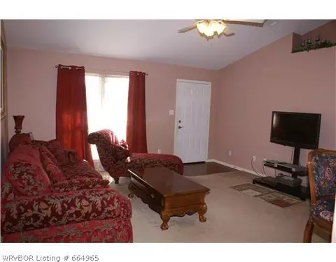 619 Chateau Dr, Fort Smith, AR 72908 photo 3
