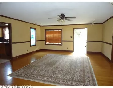 1810 Hendricks Blvd, Fort Smith, AR 72903 photo 2