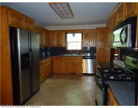 1810 Hendricks Blvd, Fort Smith, AR 72903 photo 3