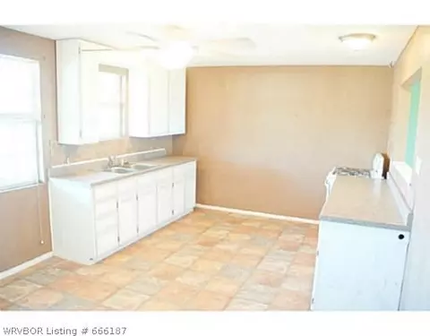 2322 Westview Rd, Ozark, AR 72949 photo 12