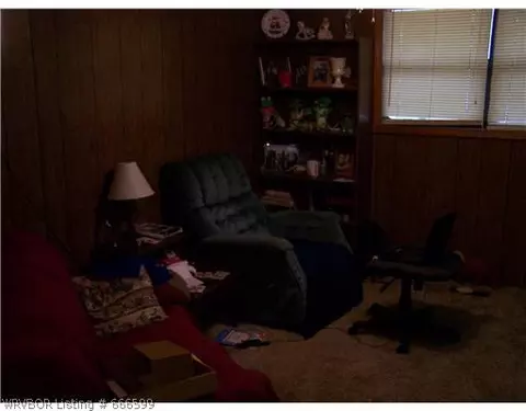 817 Short Mountain St, Paris, AR 72855 photo 4
