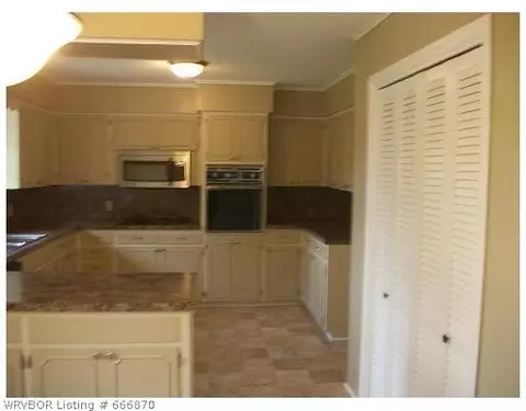 2511 66th St, Fort Smith, AR 72903 photo 4