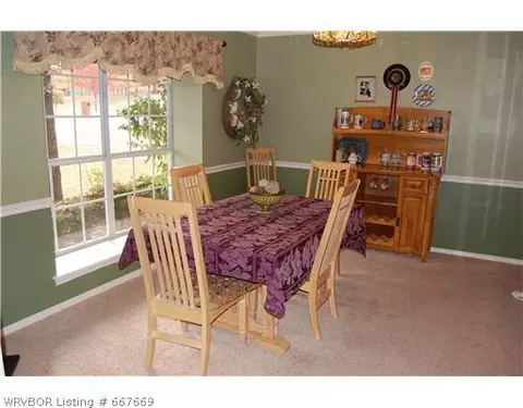 9804 Croxted Rd, Fort Smith, AR 72908 photo 5