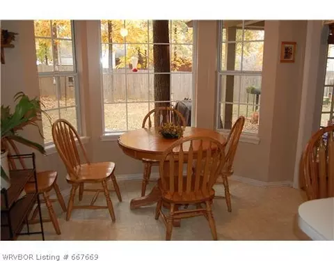 9804 Croxted Rd, Fort Smith, AR 72908 photo 6