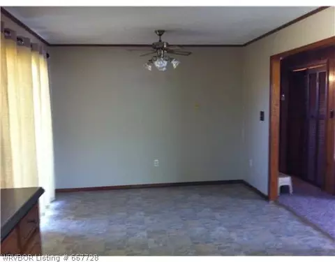 9500 County Line Rd, Charleston, AR 72933 photo 6