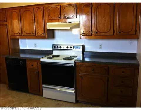 9500 County Line Rd, Charleston, AR 72933 photo 4