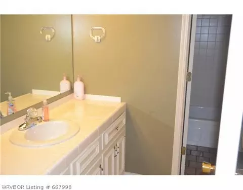 2124 Warwick Pl, Fort Smith, AR 72903 photo 13