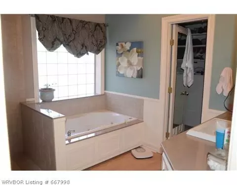 2124 Warwick Pl, Fort Smith, AR 72903 photo 8
