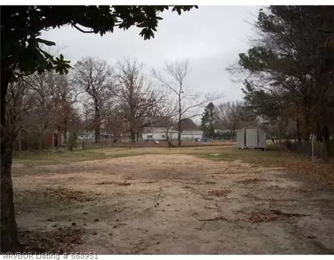 3103 Oak Grove St, Fort Smith, AR 72904 photo 2