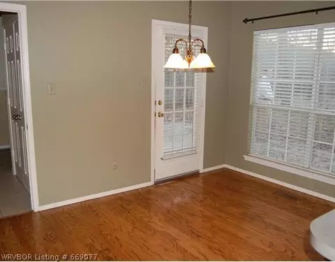 9608 Hanover Cir, Fort Smith, AR 72908 photo 6